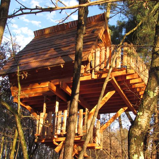 cabane perchée en drome des collines