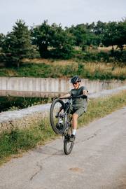 vtt sur une roue