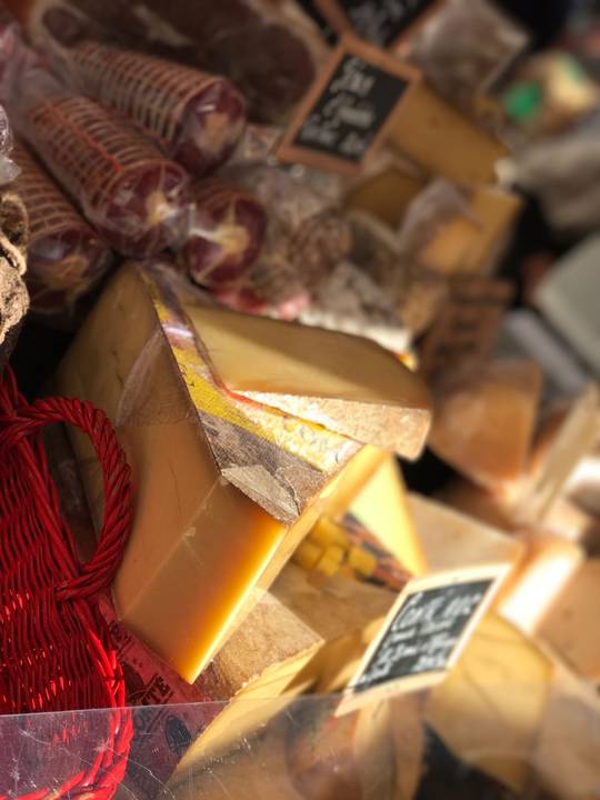 Produit du terroir marché Tournon sur Rhône