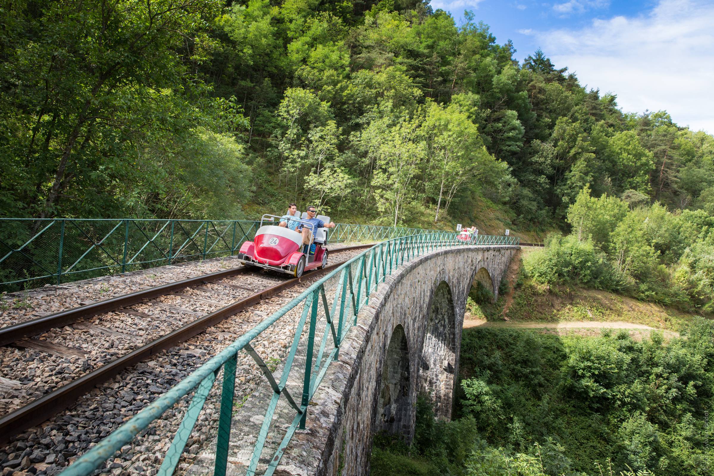 Velorail sur le parcours ©S.Bridot Vélorail sur un parcours
