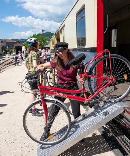 cyclotourisme avec le train de l'ardeche
