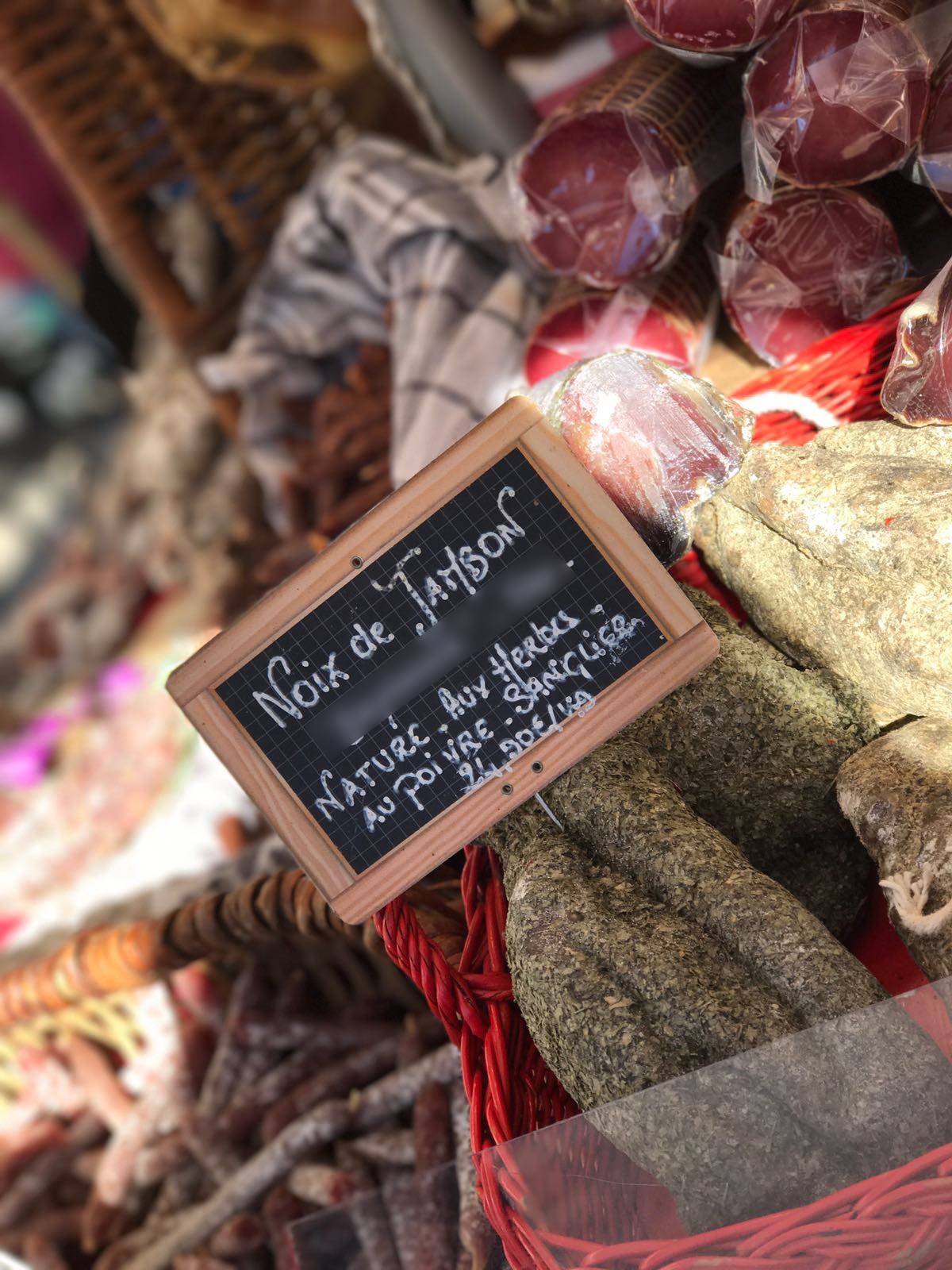 Produit du terroir marché Tournon sur Rhône