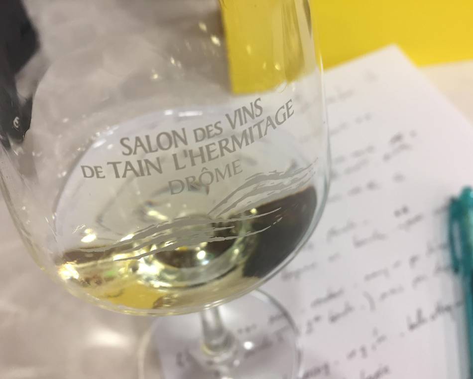 Sidonie, jurée au concours des vins du Salon des vins de Tain