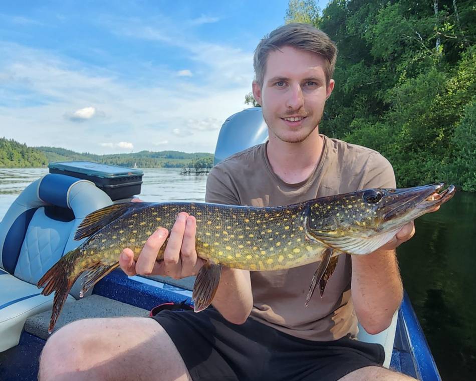 Where to fish around Tournon-sur-Rhône? The best spots to discover