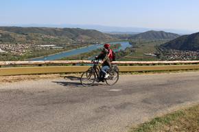 Balade en Vélo à Assistante Electrique en Ardèche Hermitage