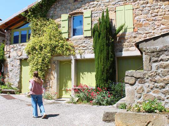 village de Saint Félicien en Ardèche verte 