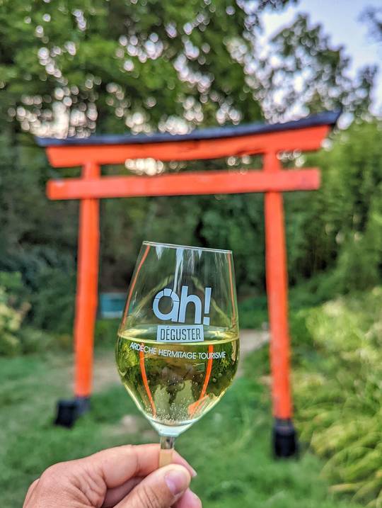  déguster du vin au Jardin Zen 