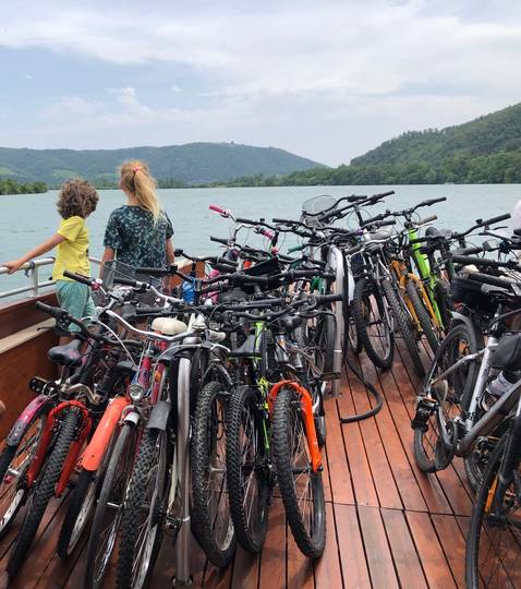 Transport vélo sur le bateau 