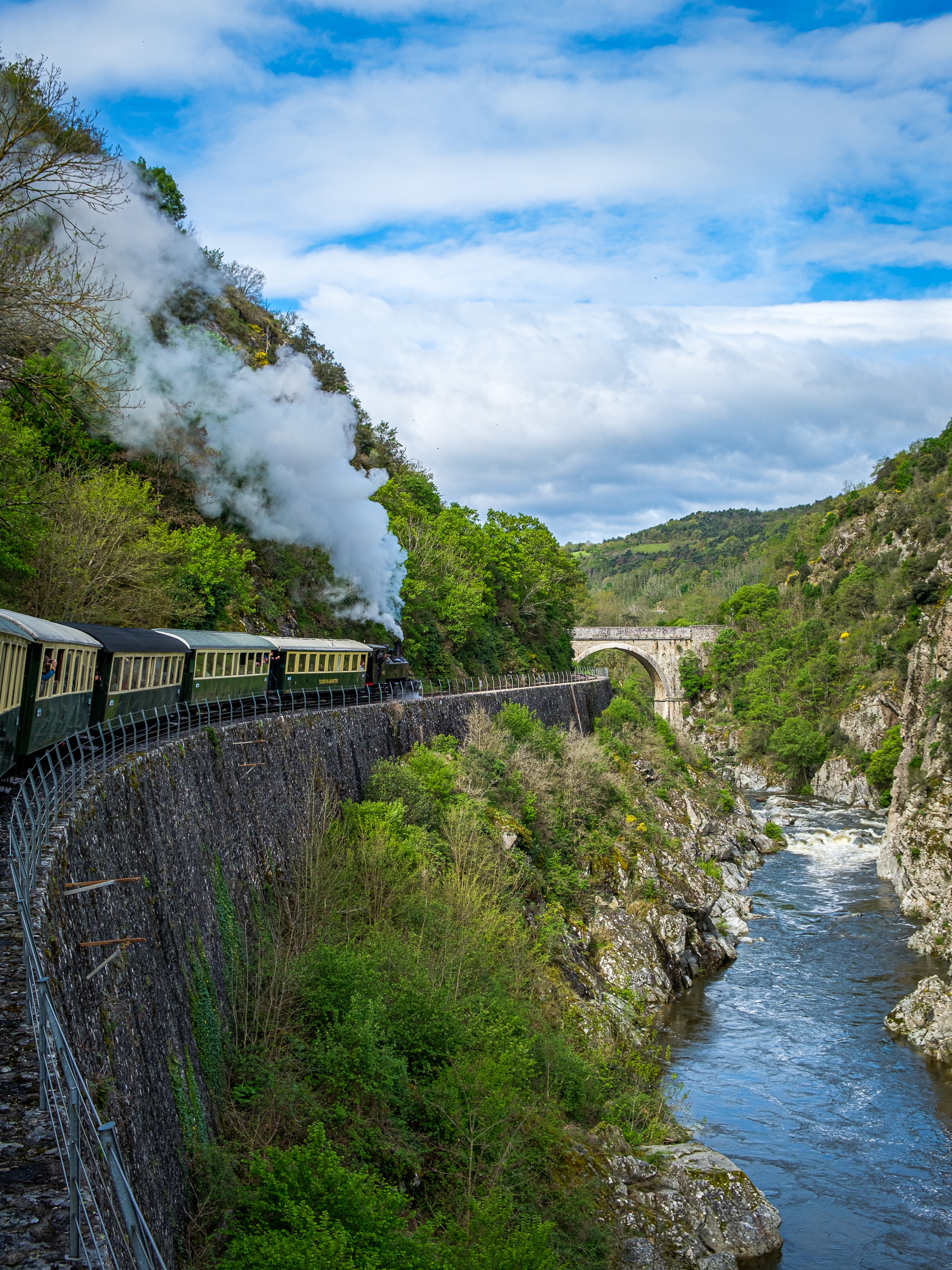 ©JuanS83 Train des gorges du doux