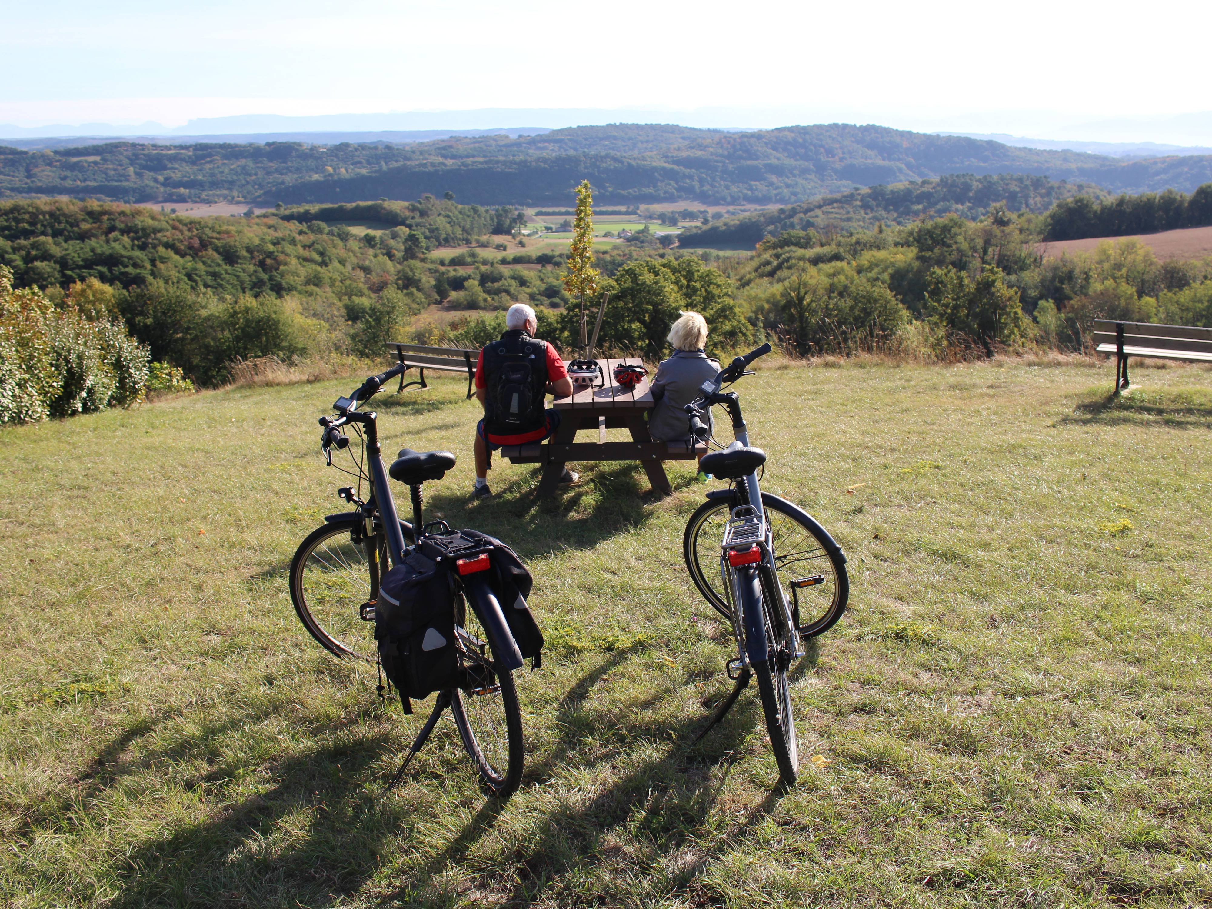 Balade à vélo à assistance électrique en Ardèche Hermitage