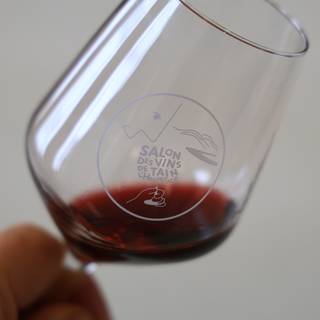 Verre de vin rouge - Salon des vins de Tain 