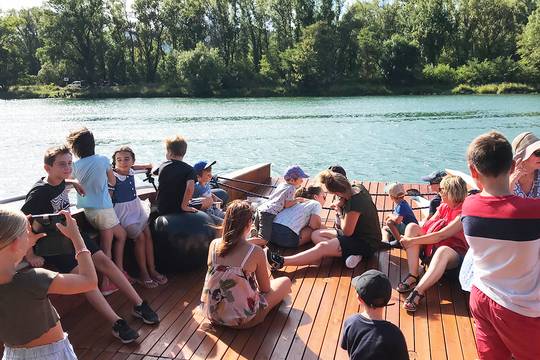 bateau sur le rhone avec les enfants