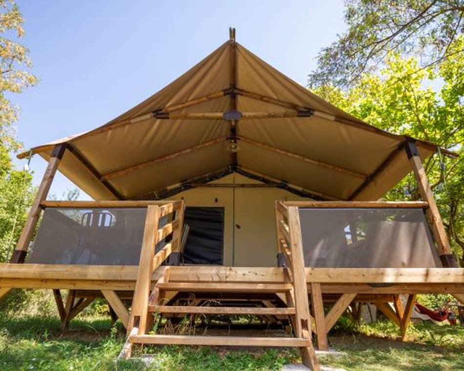 Lodging tents - Camping MAUI