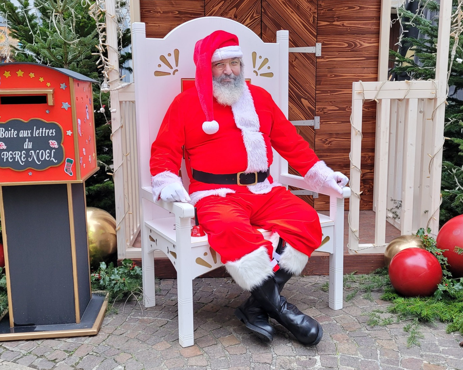 Le village du Père Noel - Destination Noël à Tournon