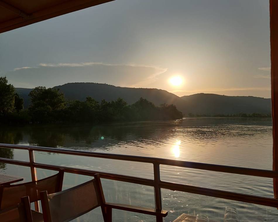 Croisière dîner en accord mets et vins - Les canotiers et L'assemblage