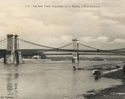 Exposition de photos et cartes postales anciennes - Bicentenaire de la Passerelle - Destination Tournon 2025