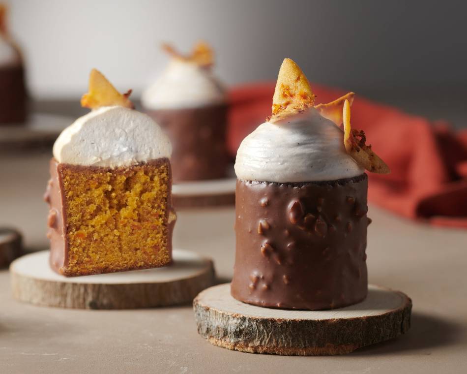 Atelier mini carotte cake fantôme - Cité du chocolat