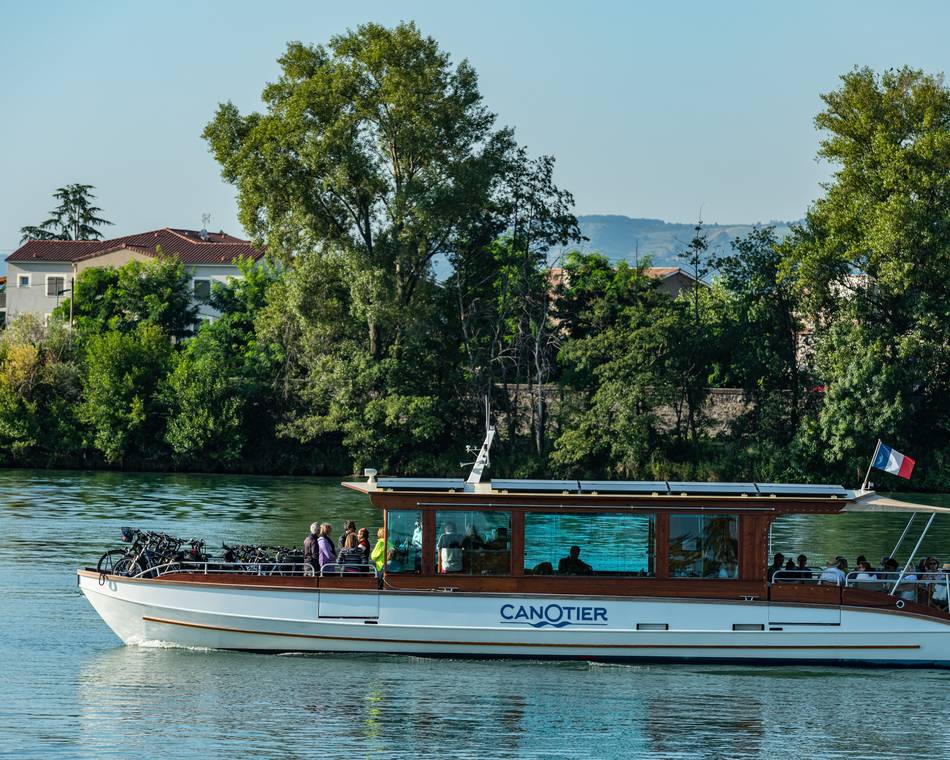 Le classique - parenthèse détente sur l'eau avec Les Canotiers