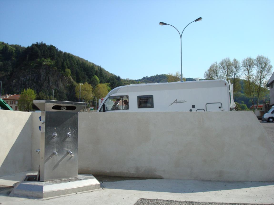 AIRE DE SERVICE POUR CAMPING CAR CANCALE visual data 7