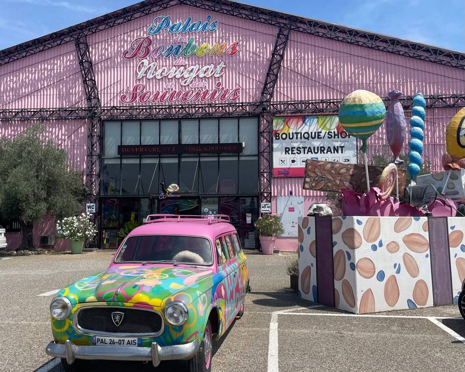 Palais des Bonbons du Nougat et des Souvenirs