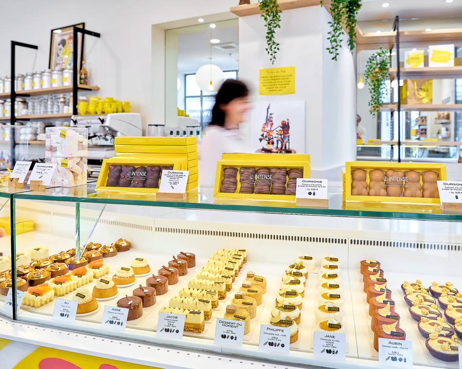 Pâtisserie - Chocolaterie INTENSE par Bastien Girard, Champion du monde de la pâtisserie