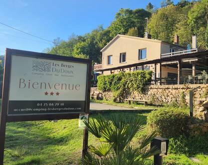 Camping Les Berges du Doux